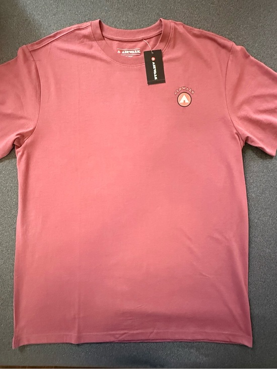 Airwalk Other - Airwalk Men's Crew Neck T-Shirt in Rose